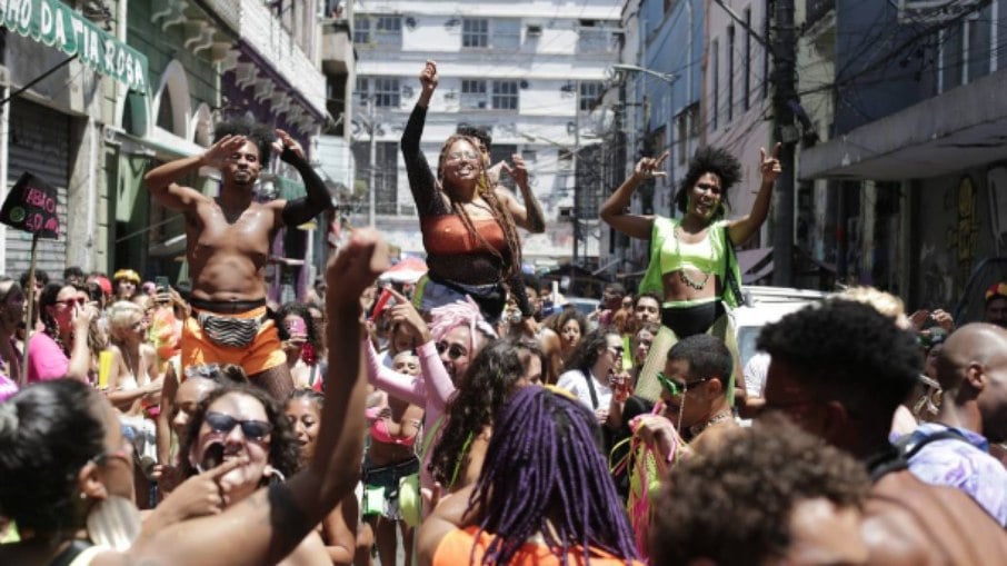 Índice de felicidade dos brasileiros caiu 18% em 9 anos
