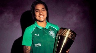 Jogadora%20do%20Palmeiras%20quer%20alcan%C3%A7ar%20marca%20do%20Cruzeiro
