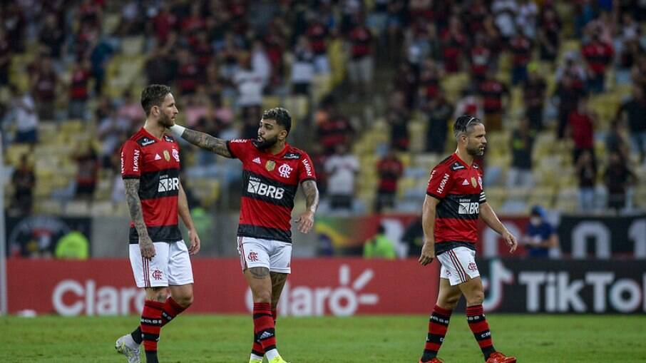 Flamengo foi eliminado da Copa do Brasil após perder para o Athletico-PR