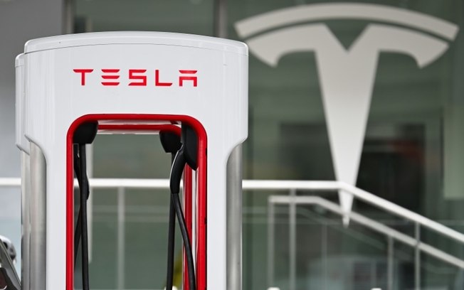 Regulador investiga nos EUA programa de condução autônoma da Tesla