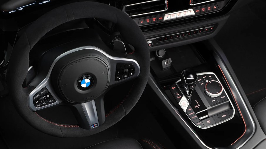 Interior do BMW Z4 Final Edition 2026 Interior do BMW Z4 Final Edition 2026