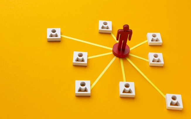 Dados sobre o trabalho dividem empresas entre dois extremos Dados sobre o trabalho dividem empresas entre dois extremos
