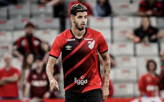 Kaíque Rocha em seus tempos de Internacional