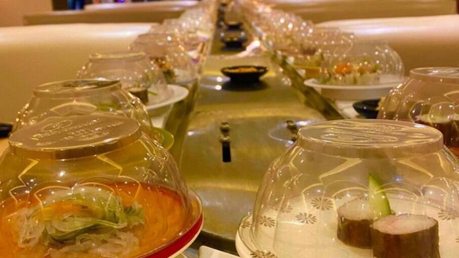 Conhecido como “gastronomia em movimento” é comum em cidades como Tóquio, NY e Sidney