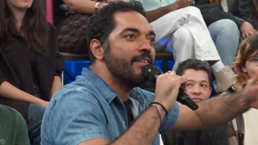 Thomás Aquino fala sobre vida amorosa Thomás Aquino fala sobre vida amorosa