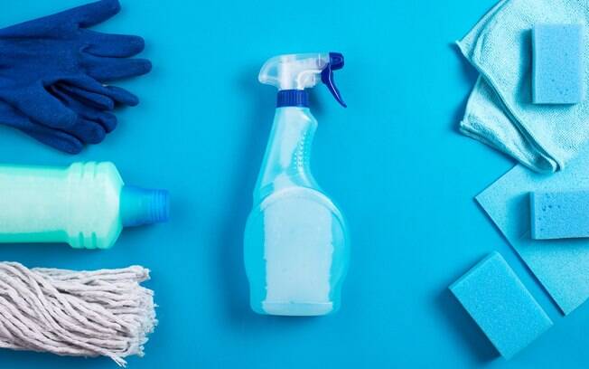 Os produtos de limpeza com ação antibacteriana ajudam a deixar os cômodos ainda mais higienizados. Você sabia?