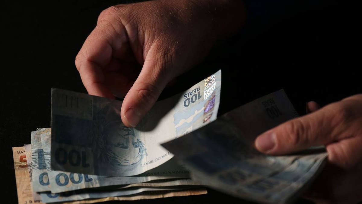 Valor das dívidas devem ficar mais caras em 2023, segundo estudo da IFI