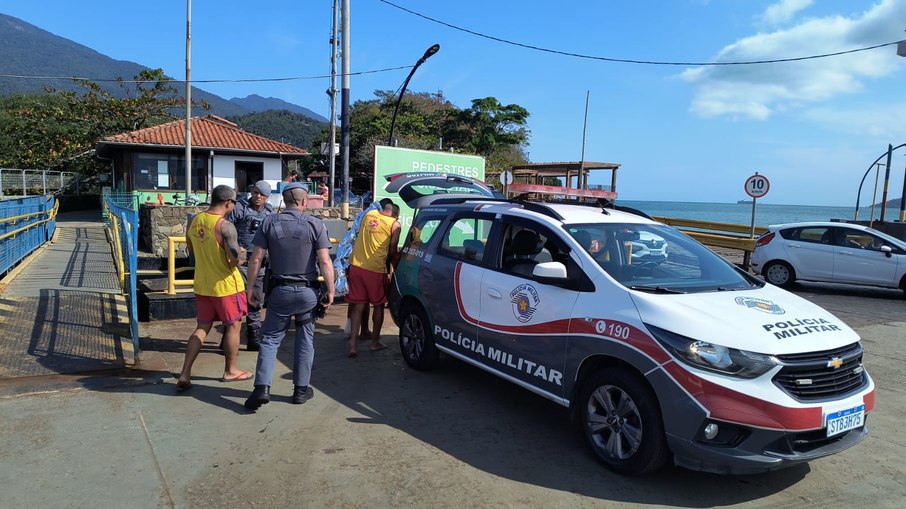 Homem se afoga após tentar fugir de roubo no litoral de SP Homem se afoga após tentar fugir de roubo no litoral de SP