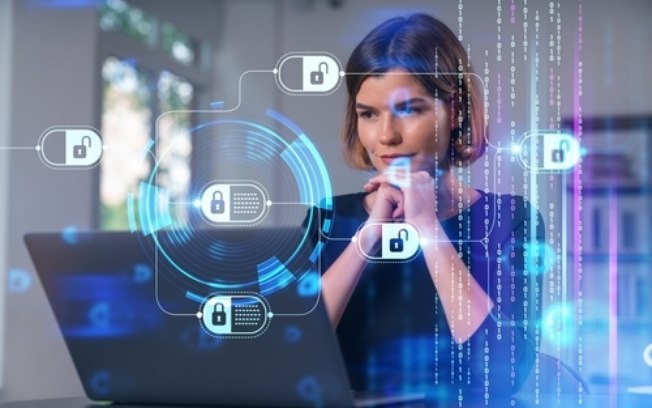 Tecnologia blockchain oferece segurança nas transações