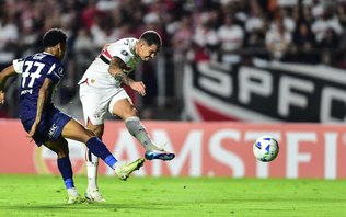 São Paulo vence Talleres e confirma liderança na Libertadores