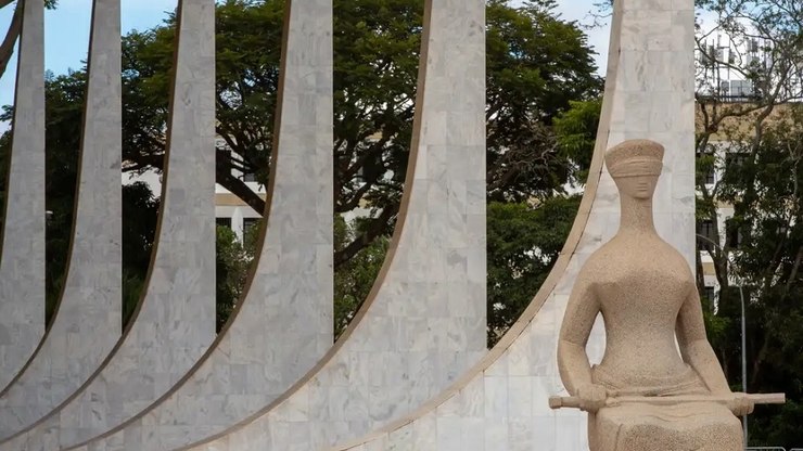 PSDB e mais sete partidos vão ao STF para garantir decreto que suspende aumento do IOF