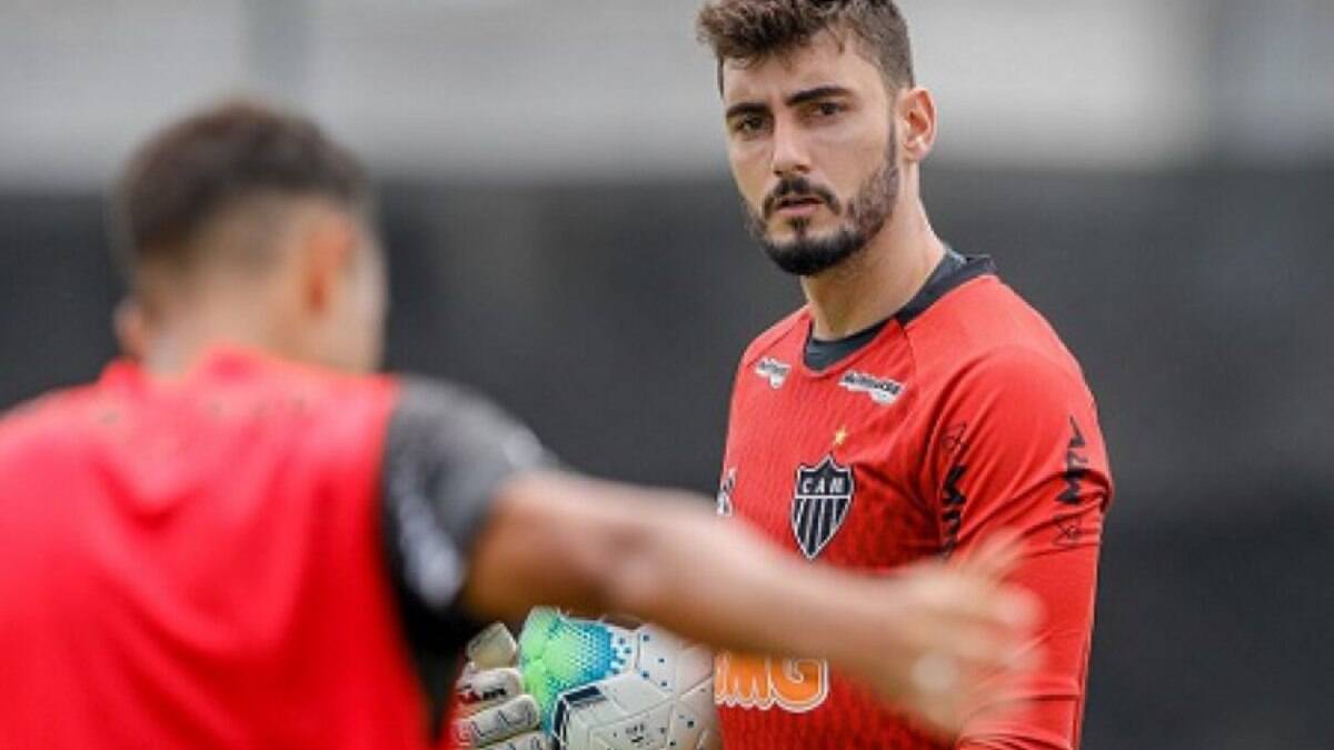 Atlético-MG renova contrato com o goleiro Rafael até 2025