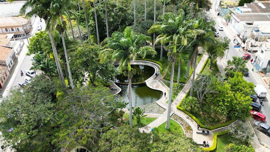 Praça Tancredo Neves - Vitória da Conquista (BA)