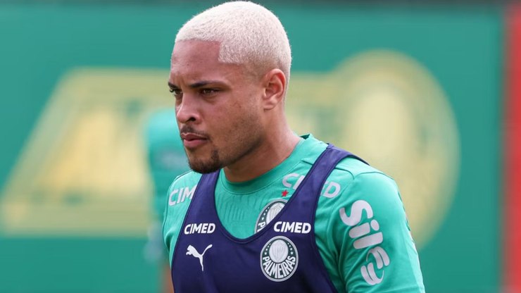 Les%C3%A3o%20de%20Vitor%20Roque%20%C3%A9%20descartada%20pelo%20Palmeiras