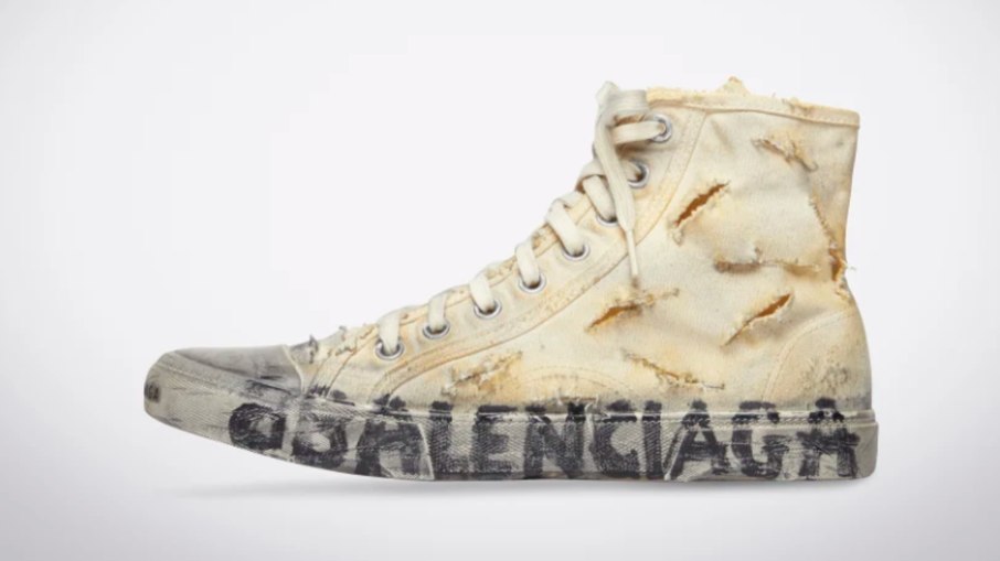 Balenciaga é conhecida por criações polêmicas