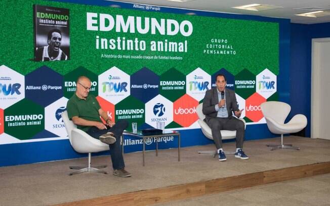 Edmundo e Sérgio Xavier durante o lançamento