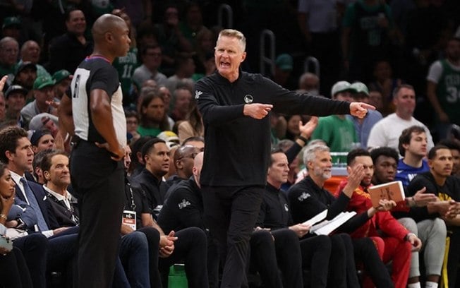 Steve Kerr, técnico dos Warriors, fala sobre domínio do Boston Celtics no garrafão no jogo 3 da final da NBA