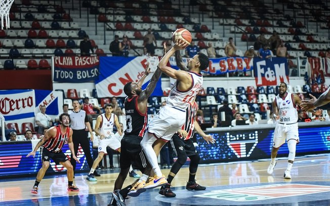 Caxias Basquete luta até o final, mas perde para o São Paulo no