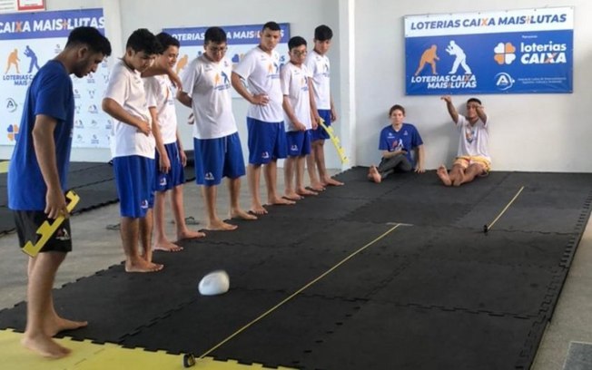 Em Manaus, projeto social de artes marciais monitora evolução física e comportamental dos alunos
