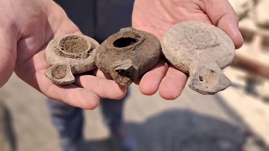 Arqueólogos investigam o local às margens do Mar da Galileia desde 2016 Arqueólogos investigam o local às margens do Mar da Galileia desde 2016