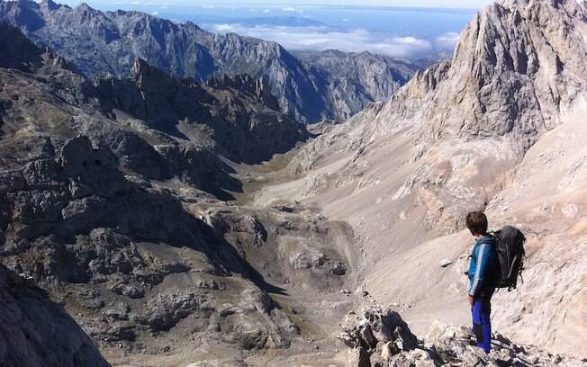 É possível viajar para vários destinos de mochila nas costas É possível viajar para vários destinos de mochila nas costas