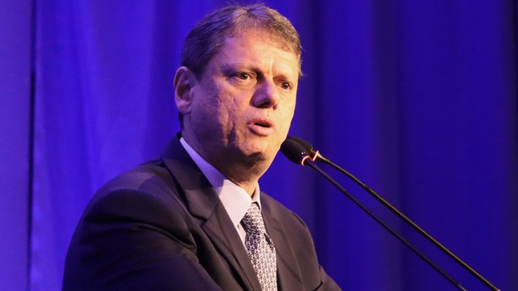 Governadores%20marcam%20presen%C3%A7a%20em%20jantar%20da%20CONIB