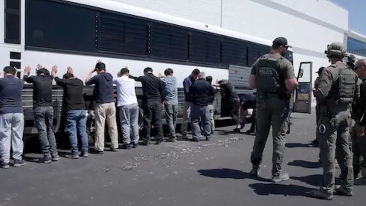 Operação contra imigrantes atrasa fábrica de baterias da Hyundai