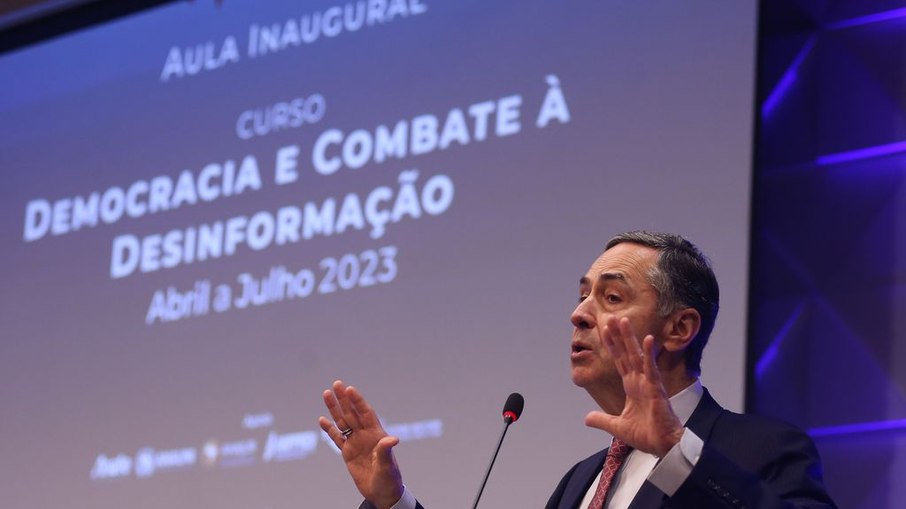 Aula inaugural do curso “Democracia e Combate à Desinformação”, com a presença do ministro Luís Roberto Barroso (STF)