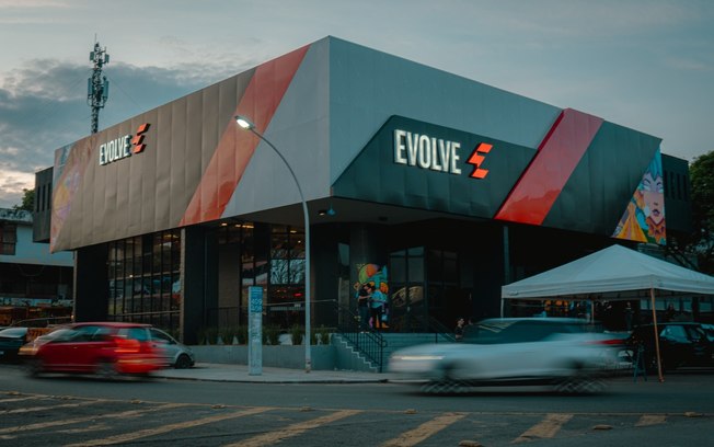 Academia Evolve prevê 300 novas vagas com expansão no DF