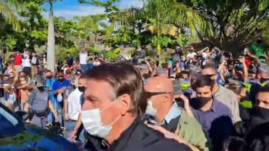 Após relatório da CPI, Bolsonaro diz que não tem 'culpa de absolutamente nada'