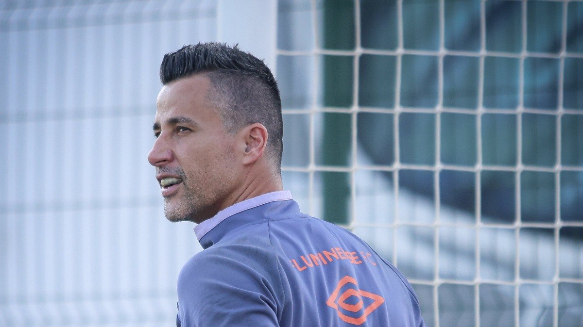 Corinthians "remendado" encara Fluminense favorito no Maracanã