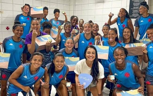 Vasco firma parceria com mais um investimento de Carol Paiffer para o fortalecimento do futebol feminino
