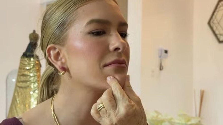 Lore Improta faz testes caseiros para saber sexo do bebê; veja