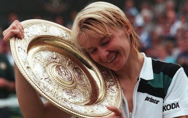 Jana Novotna foi campeã de Wimbledon em 1998 e morreu vítima de um câncer