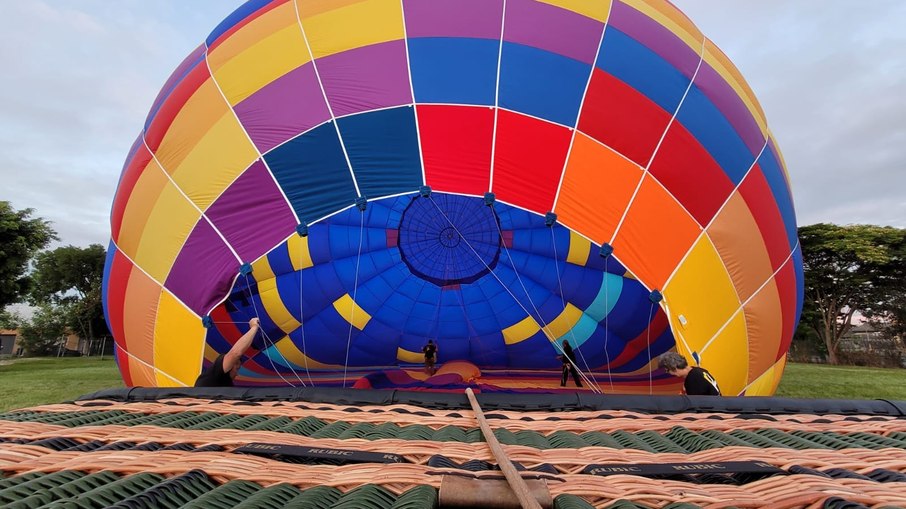Os passeios serão realizados pela Venha Voar, do grupo da Rubic Balões