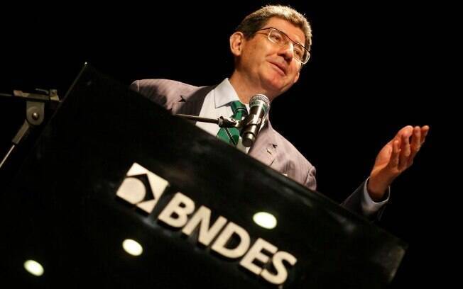 Joaquim Levy pediu demissão do BNDES após ser criticado pelo presidente Jair Bolsonaro (PSL)