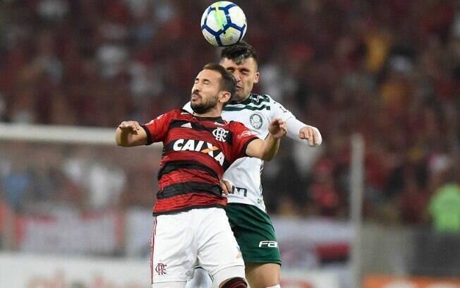Flamengo e Palmeiras no Maracanã terminou igual: 1 a 1