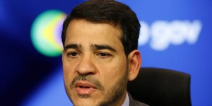 Governo aciona STF para manter alta do IOF, vetada pelo Congresso