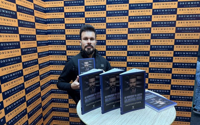 Faustino da Rosa Júnior lança na Bienal obra best-seller nos USA