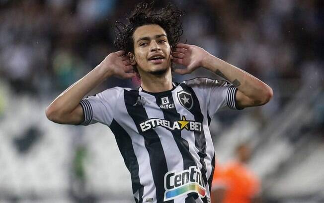CBF acata pedido, e Botafogo terá Matheus Nascimento contra o Fluminense