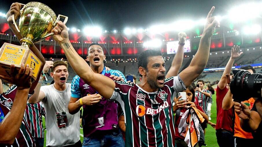 Fred comemorando título do Campeonato Carioca de 2022