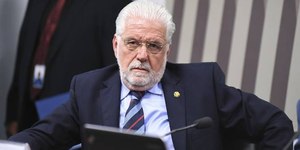 PF aponta 74 chamadas entre Jaques Wagner e ex-sócio de Vorcaro