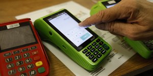Pix parcelado ameaça superendividamento: quando usar?