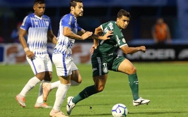 Palmeiras vence Avaí por 2 a 1 no estádio da Ressacada