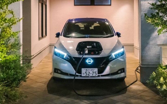 Carros elétricos desvalorizam mais rápido que carros a combustão