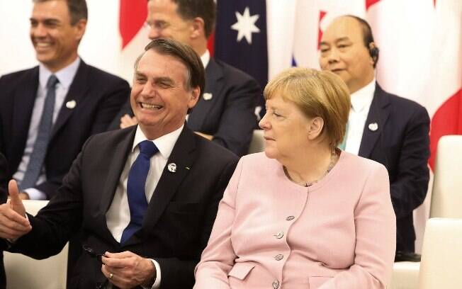 Críticos de Bolsonaro vibraram quando Merkel disse querer uma conversa clara com o Brasil a respeito do desmatamento