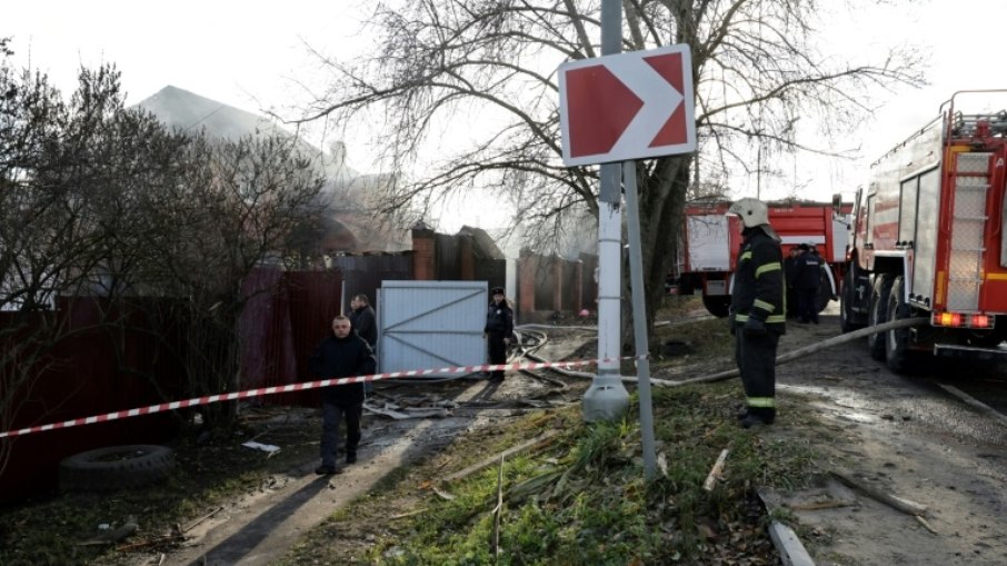 Os danos causados por um ataque de drone ucraniano na cidade russa de Stanovoye, região de Moscou, em 10 de novembro de 2024