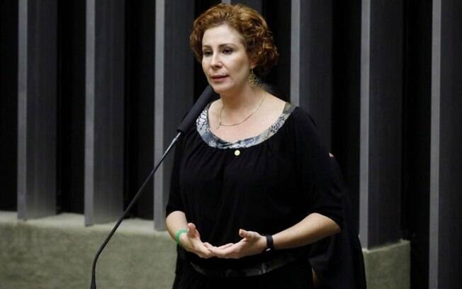 No vídeo, Zambelli exalta ações do governo Bolsonaro.