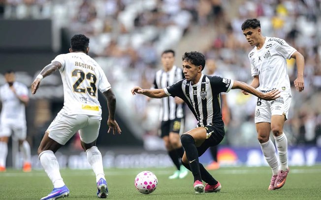 Tressoldi em ação pelo Atlético