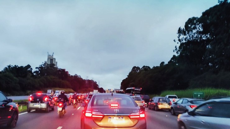 Acidente com morte deixa Rodovia dos Bandeirantes congestionada